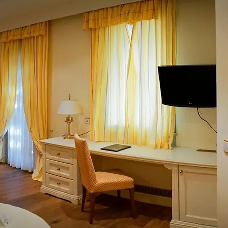 Starkenberg Hotel 4*