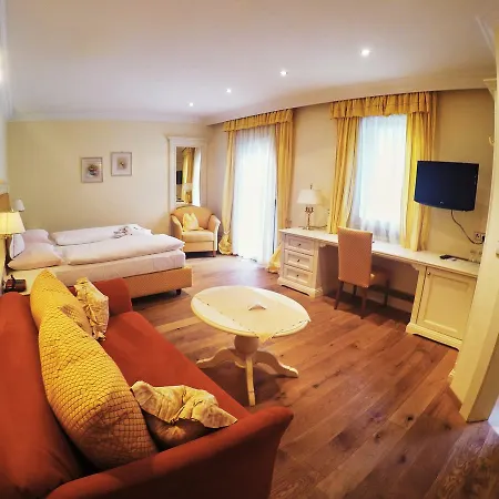Hotel Starkenberg 4*